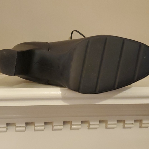 Leather booties - Picture 3 of 3